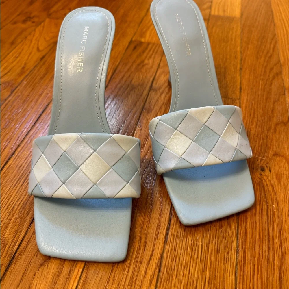Marc Fisher Blue Quilted Heels - Picture 4 of 4
